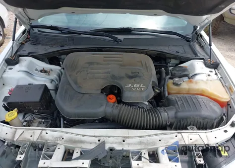 2015 Chrysler 300C from USA, damaged, VIN 2C3CCAEG4FH749716